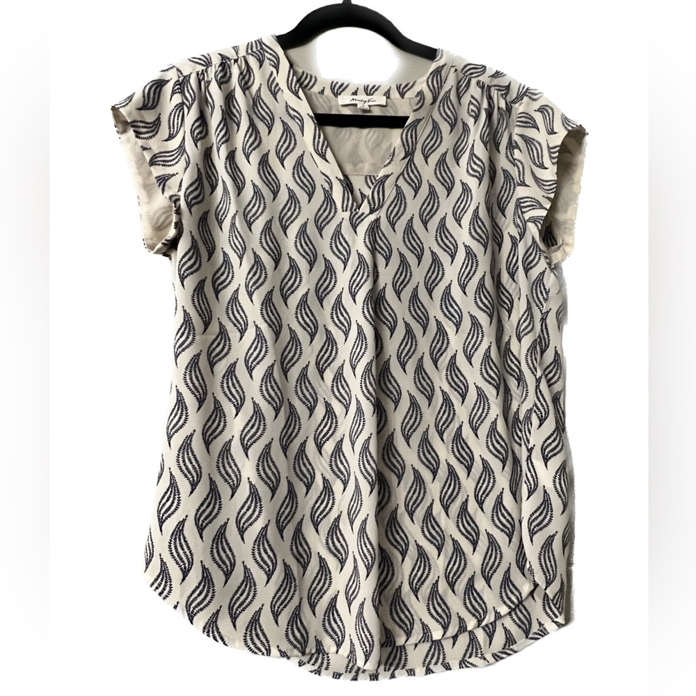 Monday Fun Blouse Navy and White